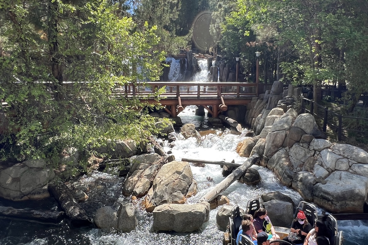 Disney California Adventure Grizzly River Run