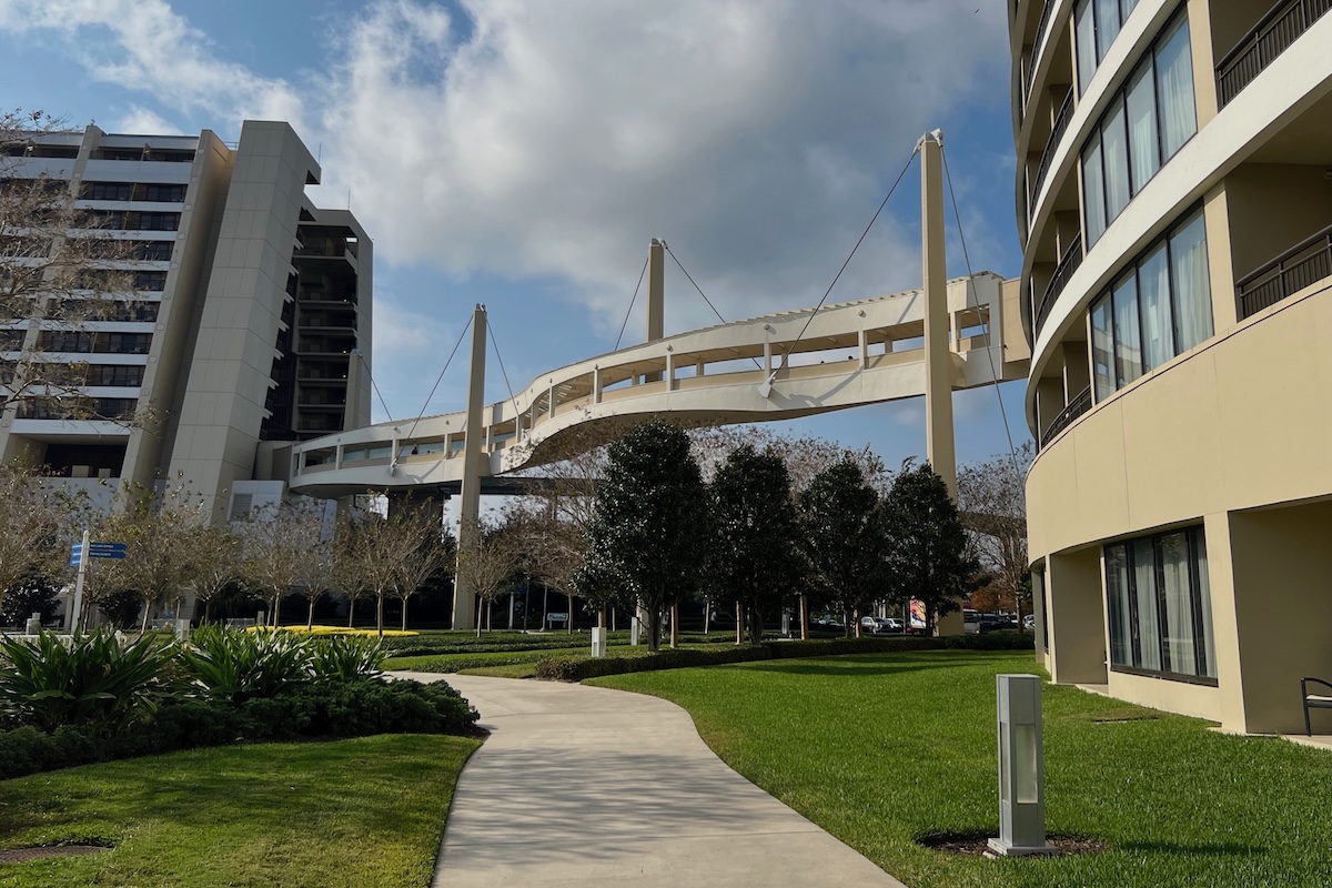 Contemporary Connecting Bridge