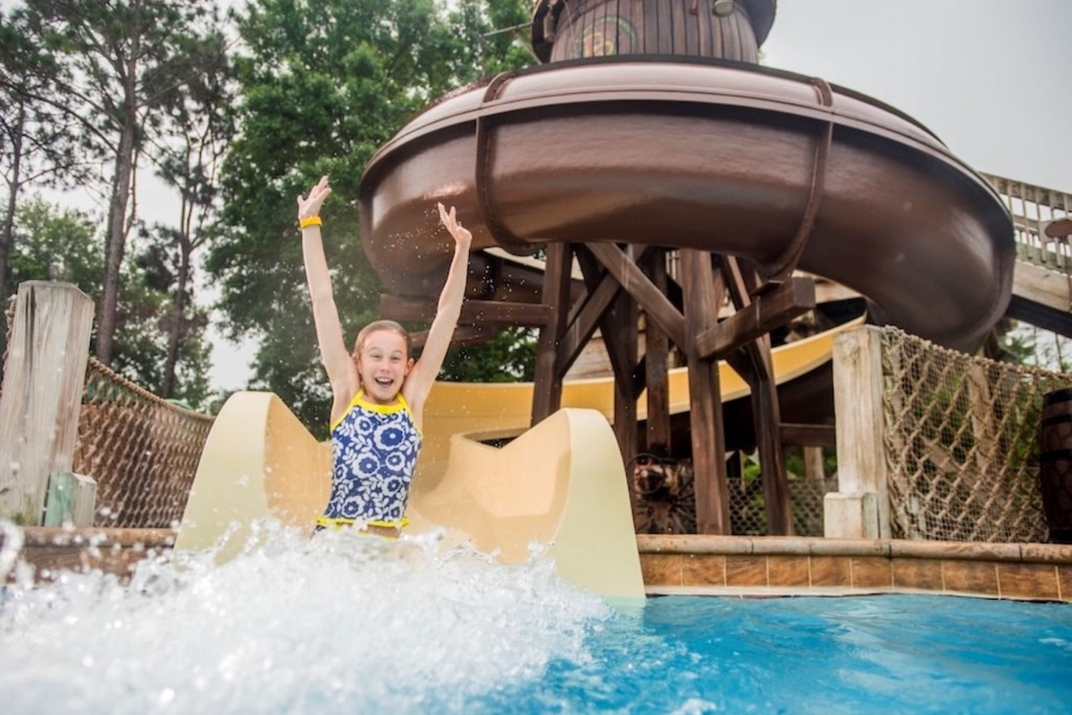 Disneys Fort Wilderness Meadow Swimmin Pool 202506