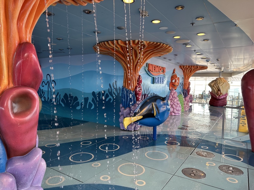 Disney Fantasy Nemo Reef February 2023