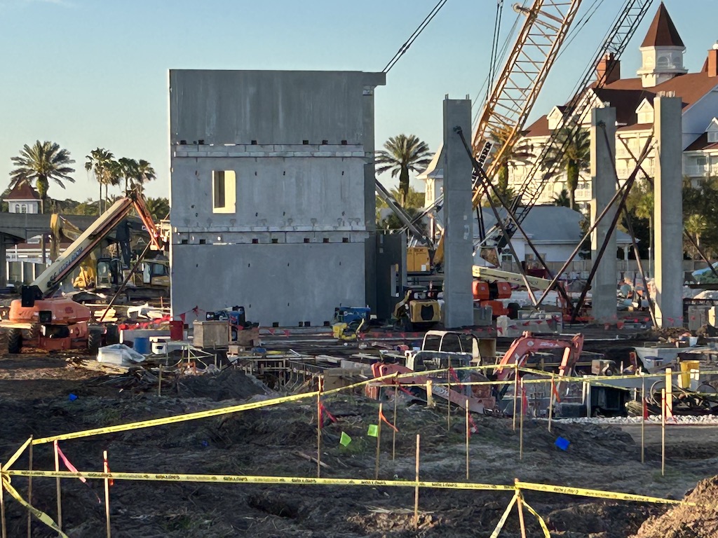 Disneys Polynesian Tower Construction March 2023