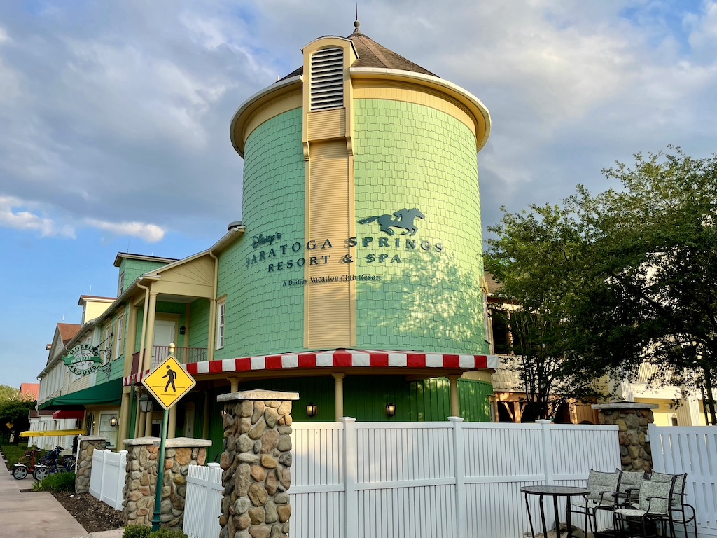 Disney's Saratoga Springs Resort & Spa