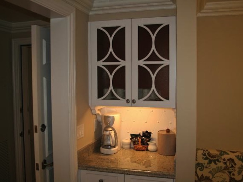 Side cabinets