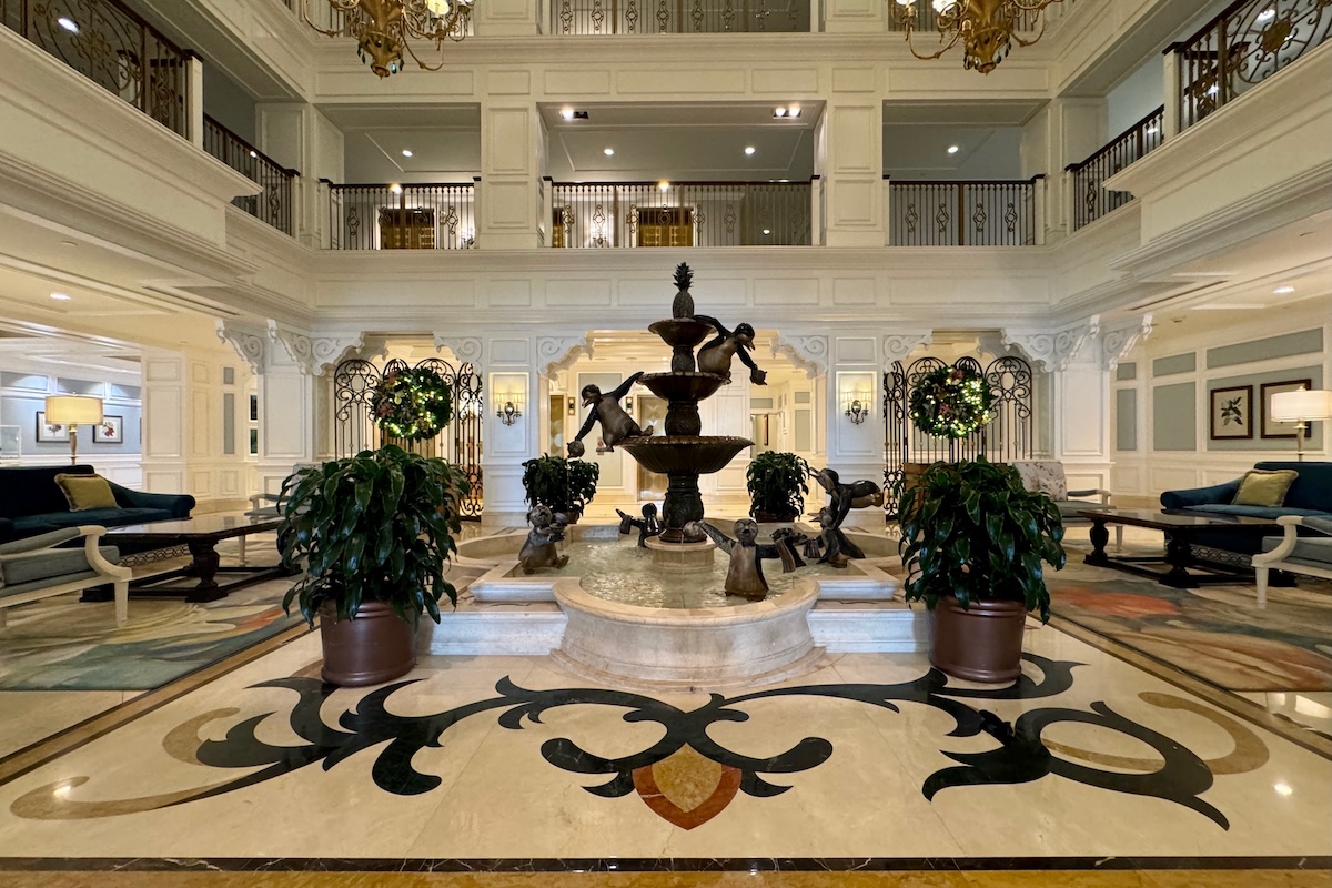 Disneys Grand Floridian Exterior Lobby Fountain Holiday