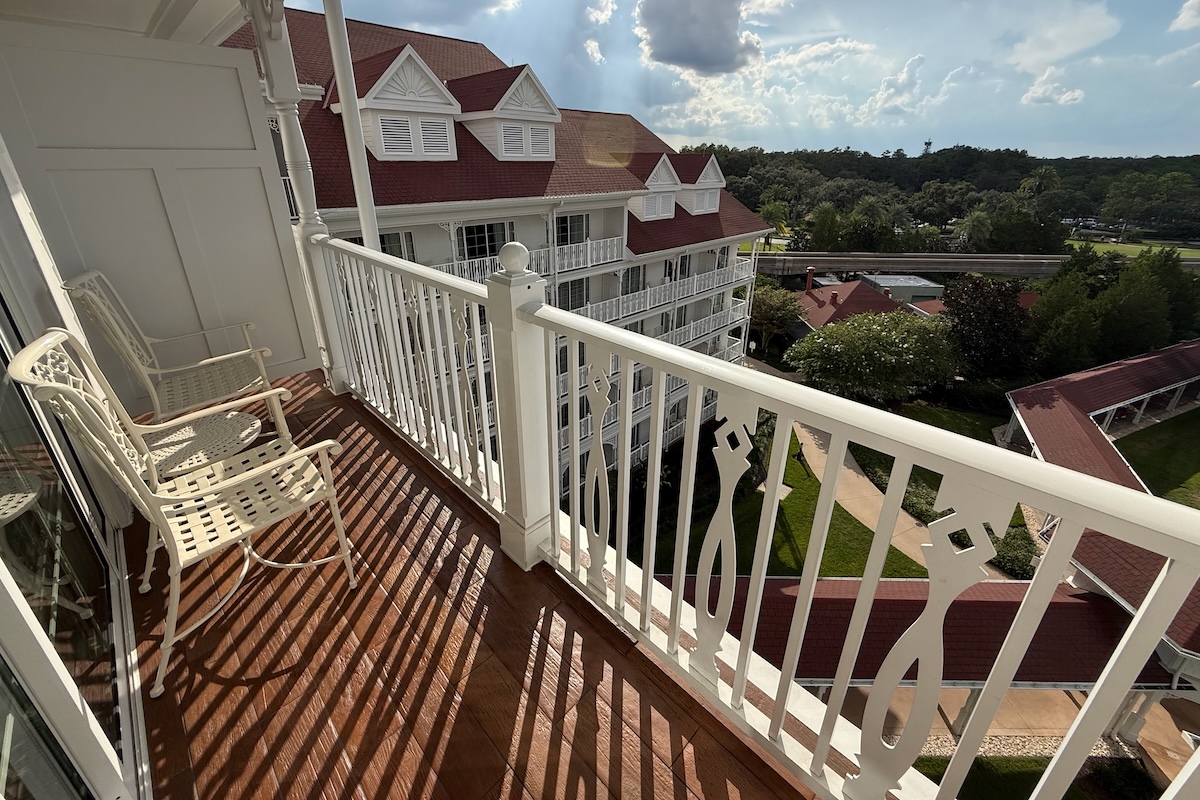 Studio balcony with table and chairs