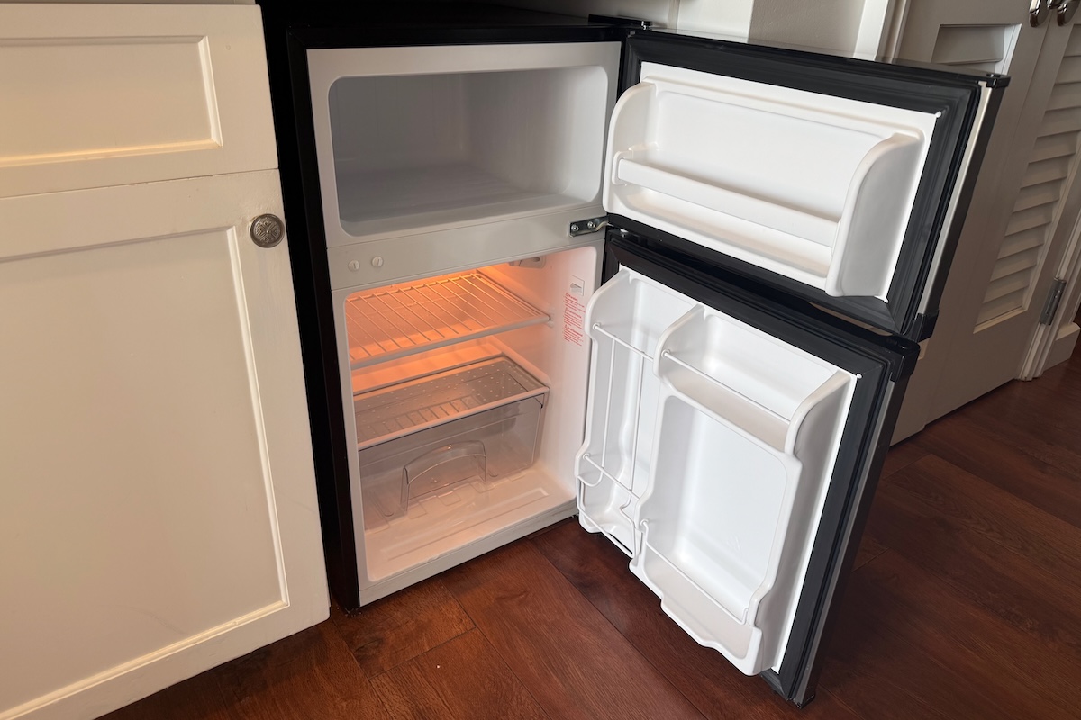 Kitchenette Lower Detail