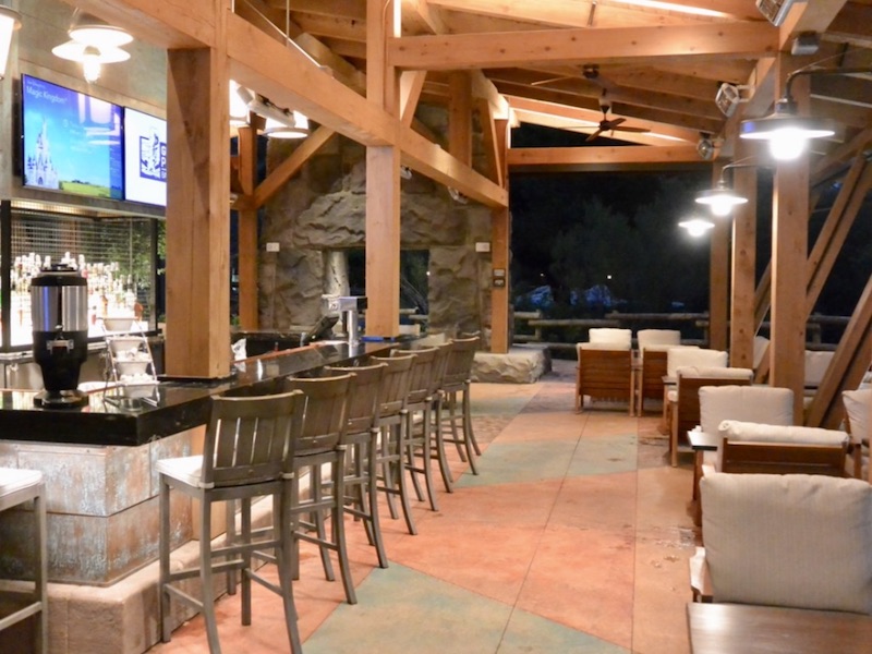 Geyser Point Bar & Grill interior